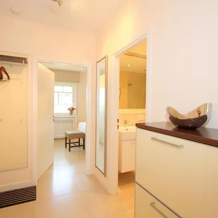 Hues Stroenhafer, App 3 *